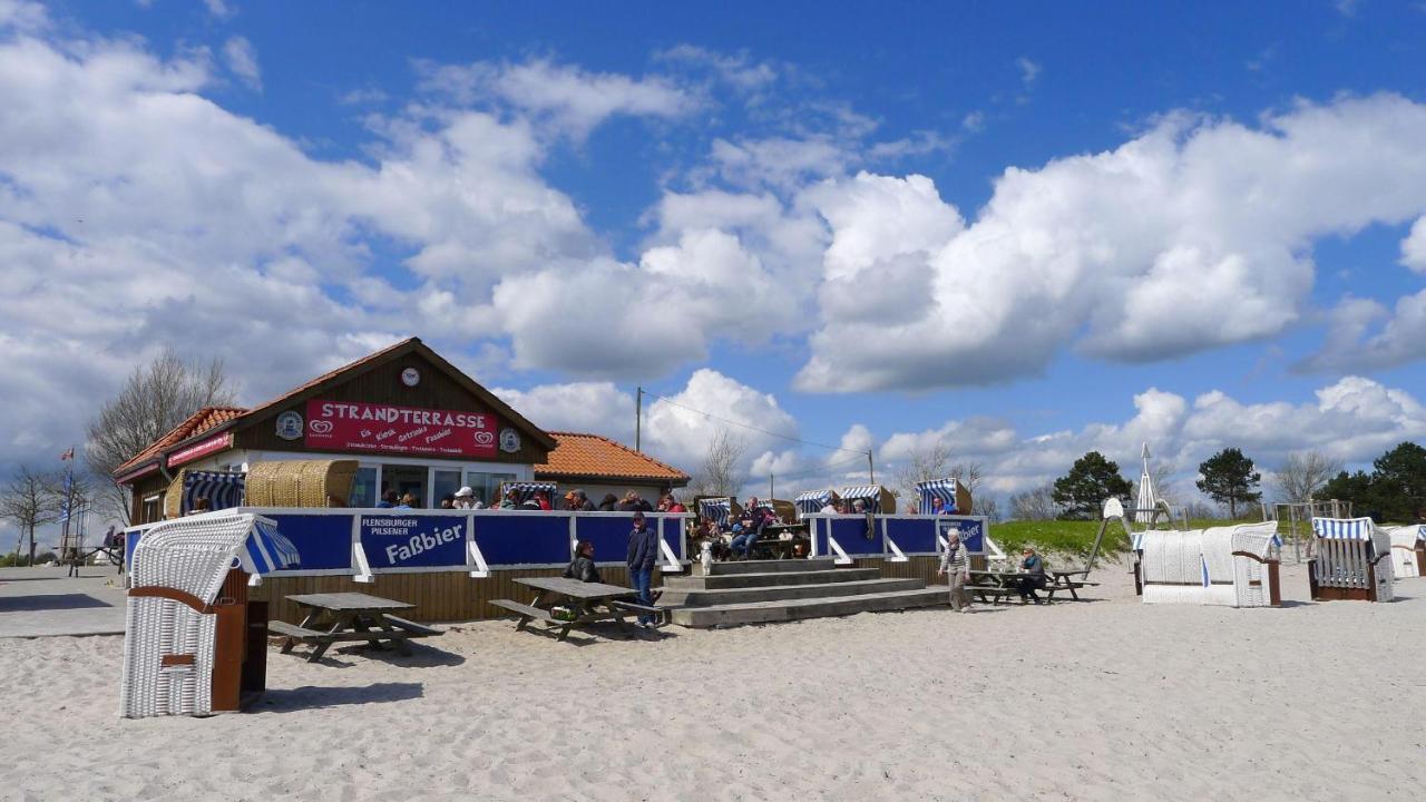 Seeblick II - Gemuetliche 60Qm - Ganzes Haus - 50M Zum Naturstrand - Mit Terrasse Und Grossem Garten 格吕克斯堡 外观 照片