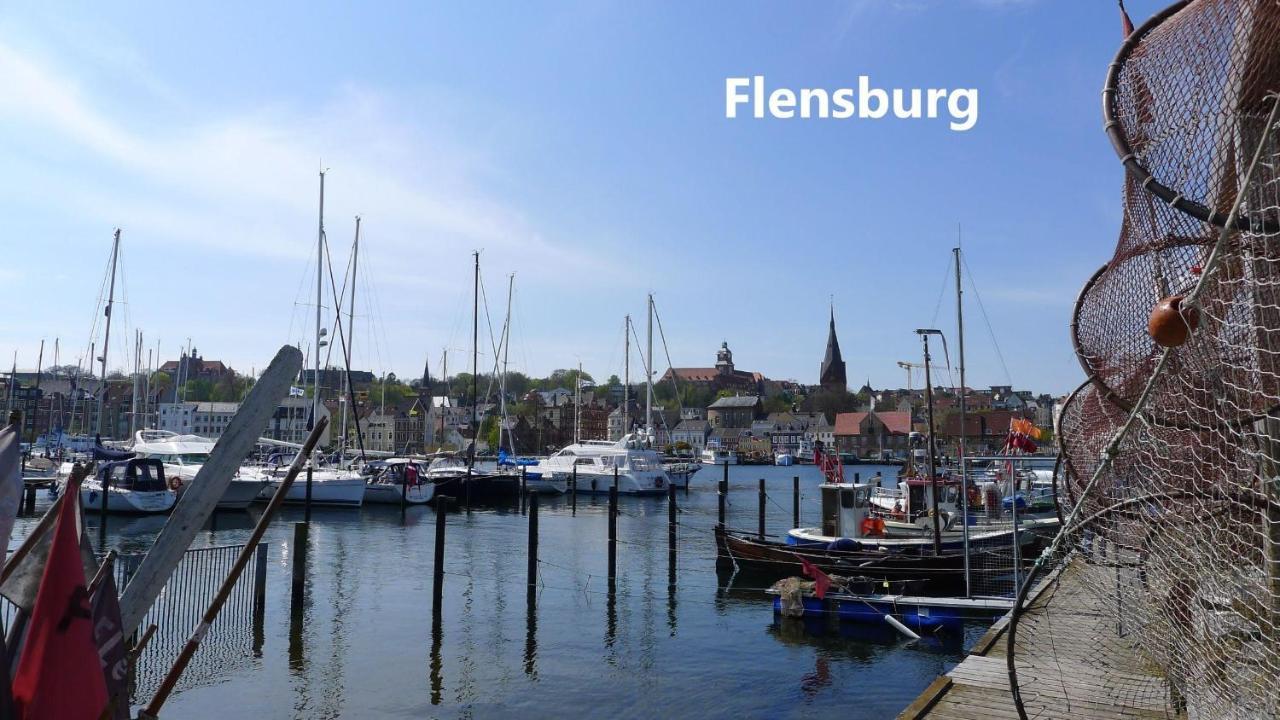 Seeblick II - Gemuetliche 60Qm - Ganzes Haus - 50M Zum Naturstrand - Mit Terrasse Und Grossem Garten 格吕克斯堡 外观 照片